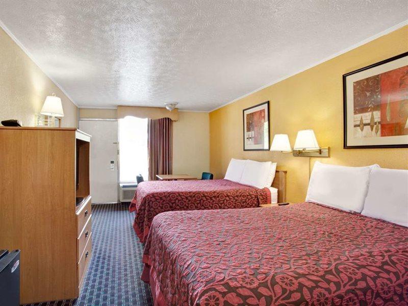Days Inn By Wyndham Knoxville West Eksteriør billede