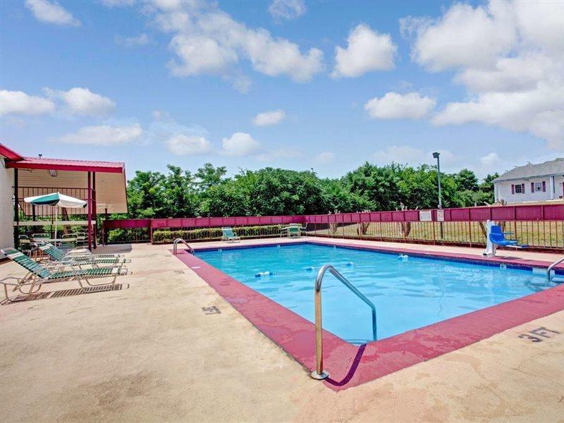 Days Inn By Wyndham Knoxville West Eksteriør billede